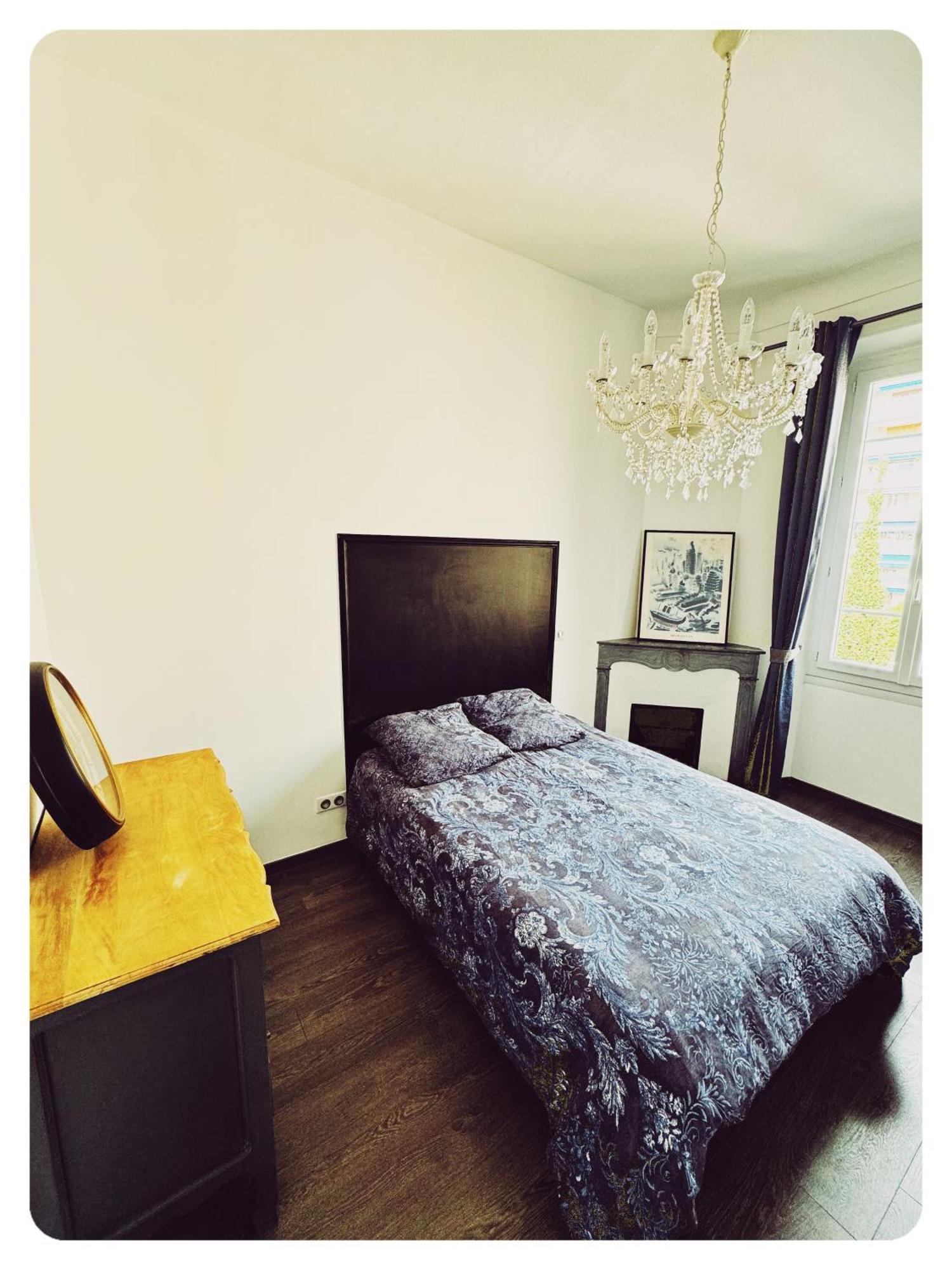Bourgeois A 5 Min A Pied Du Centre Appartement *
